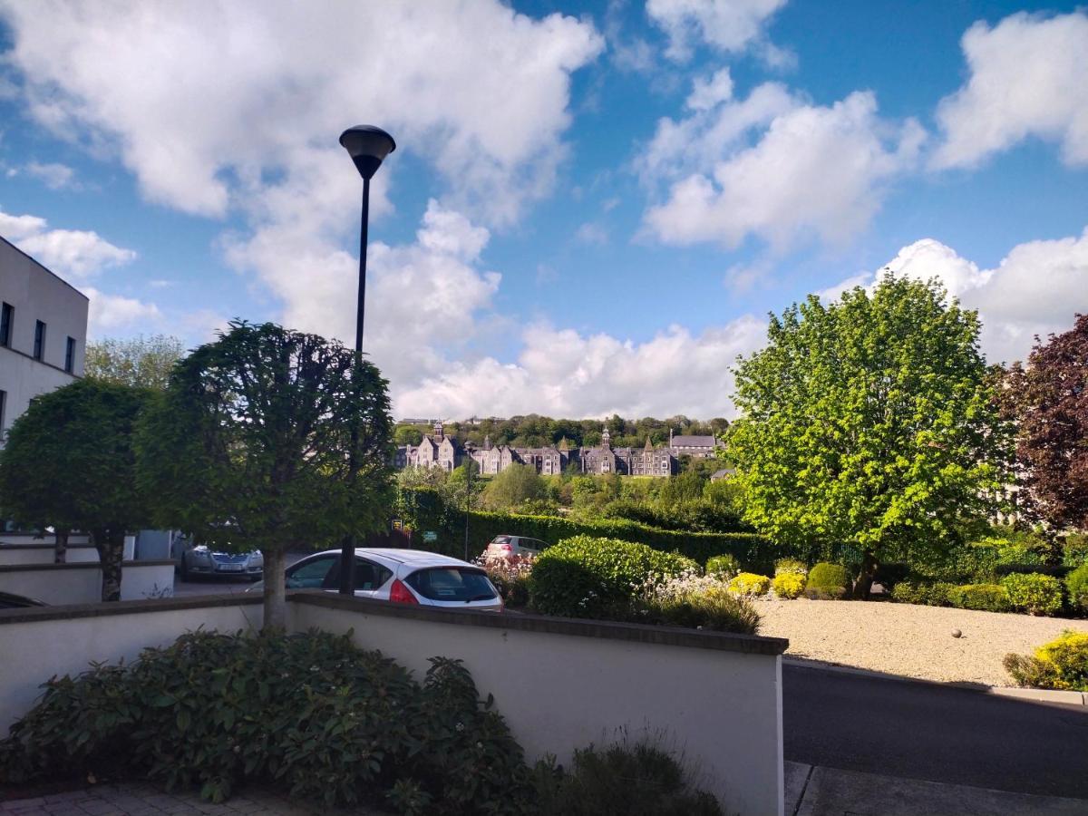 Crescent Apartments Cork Exterior photo